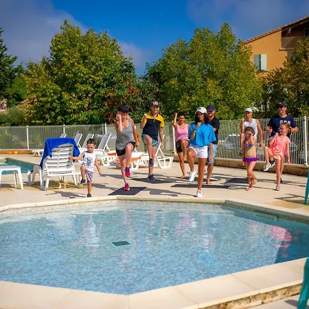 Le Domaine Du Grand Luberon Village de vacances 3*